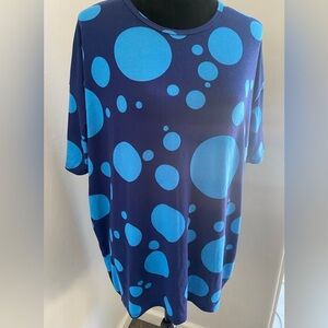 Women’s Short Sleeve Top (Size XS)